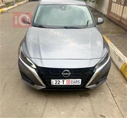 نيسان ألتيما